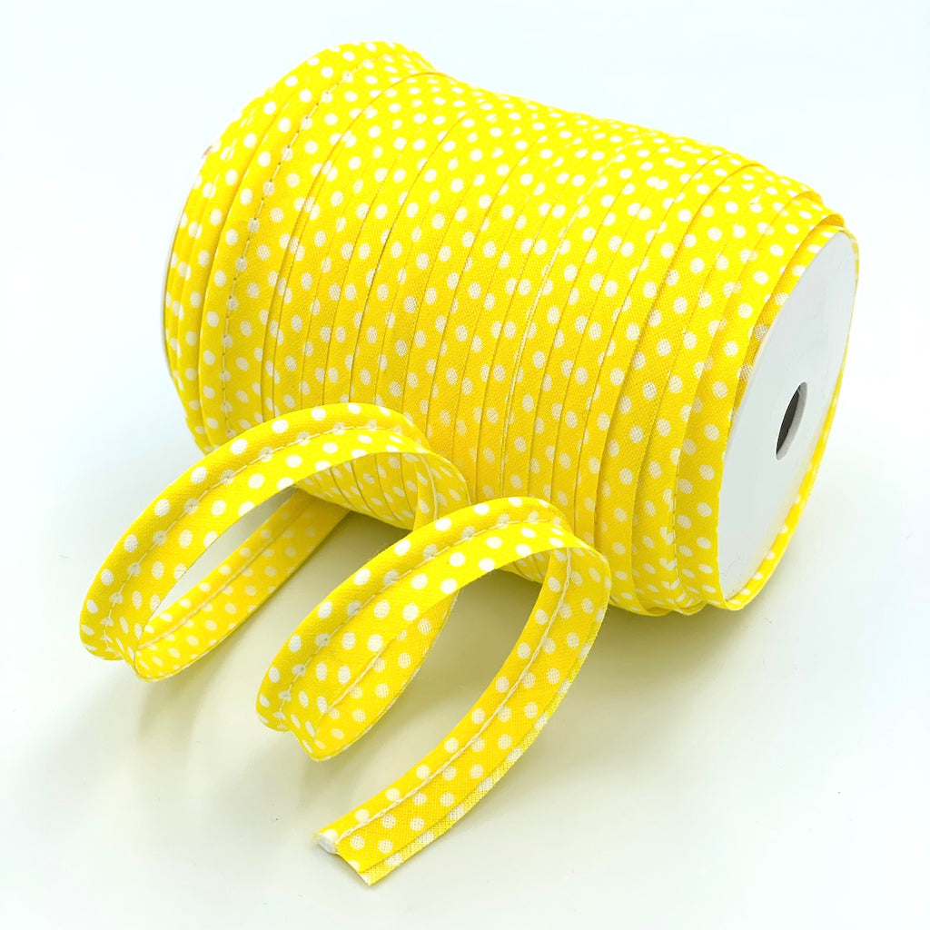 25m Reel of Medium Polka Dot Piping Bias Binding