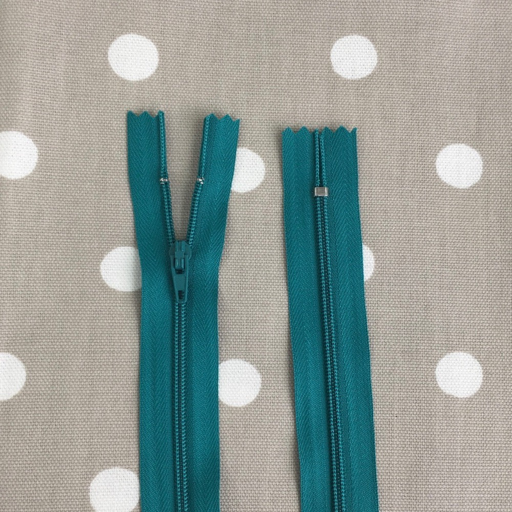 9" / 23cm Closed End Zip - Frumble Fabrics