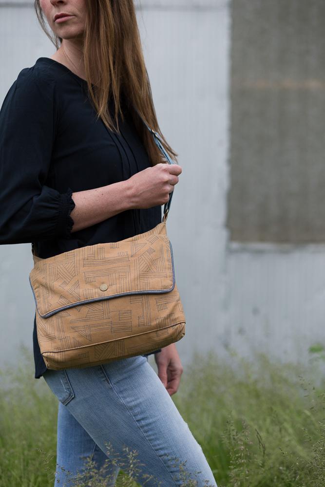 Traverse Bag Sewing Pattern by Noodlehead - Frumble Fabrics