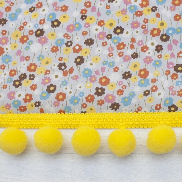 Decorative Edge Pom Pom Trim - Frumble Fabrics